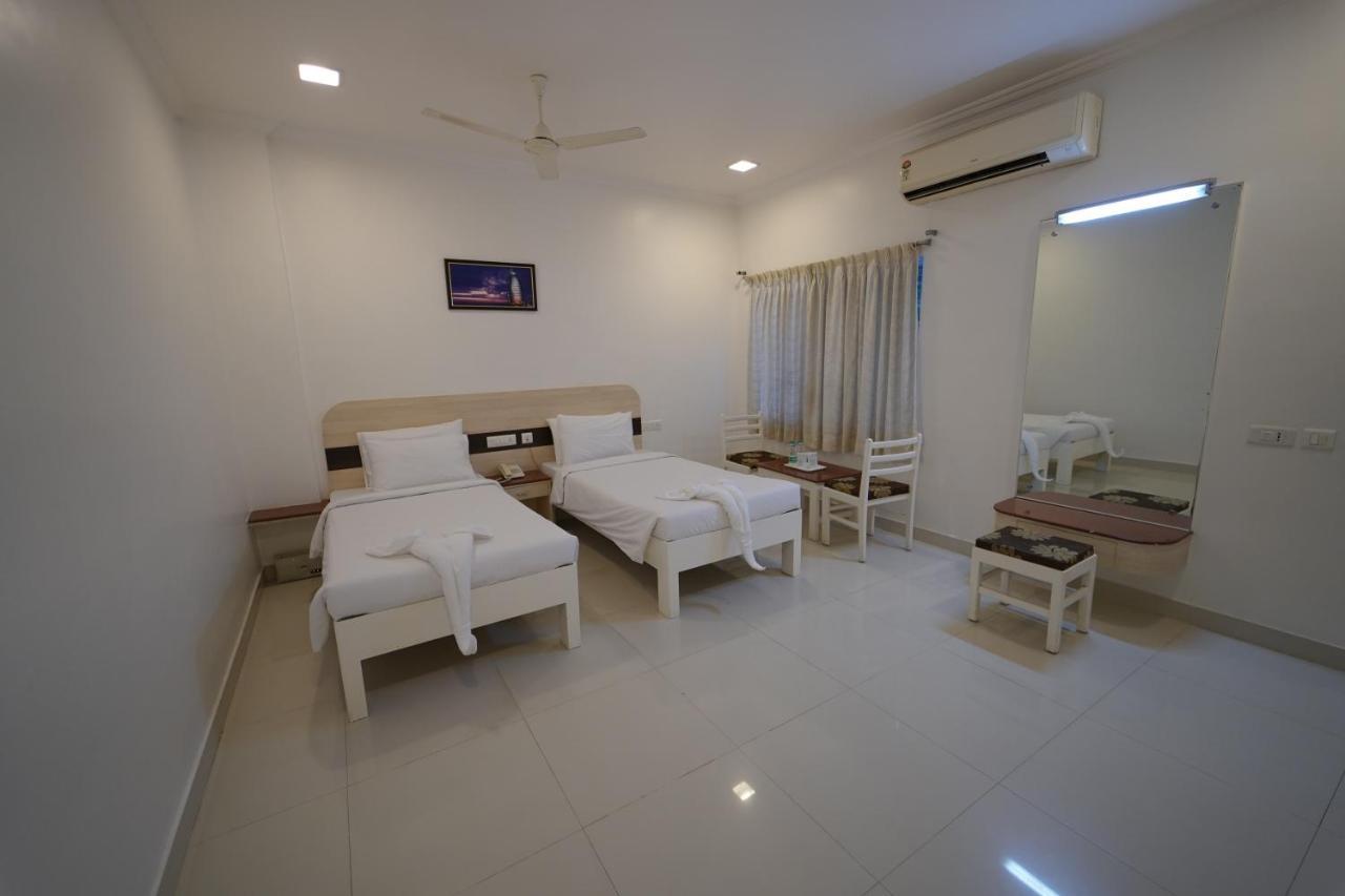 Hotel Palmyra Grand Inn Tirunelveli Exterior photo