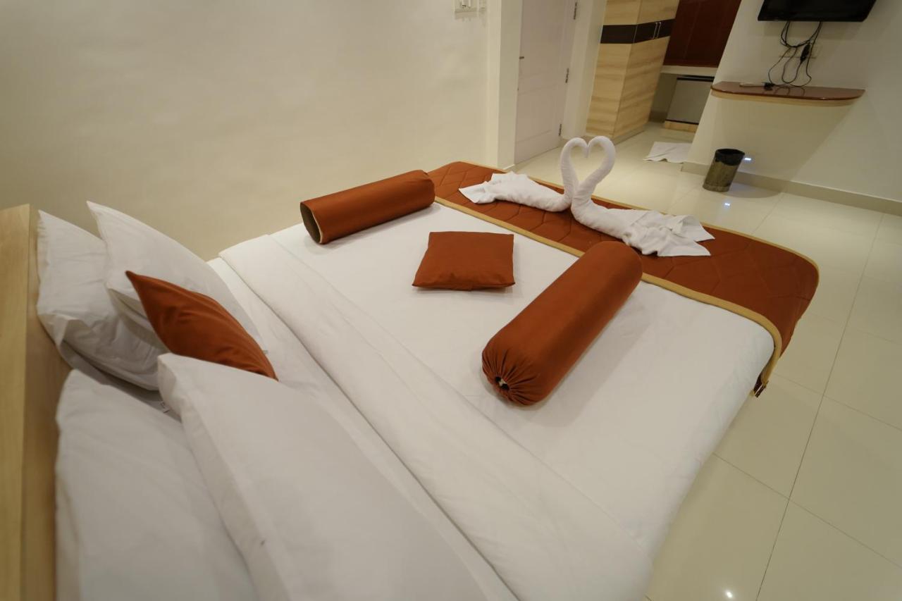 Hotel Palmyra Grand Inn Tirunelveli Exterior photo