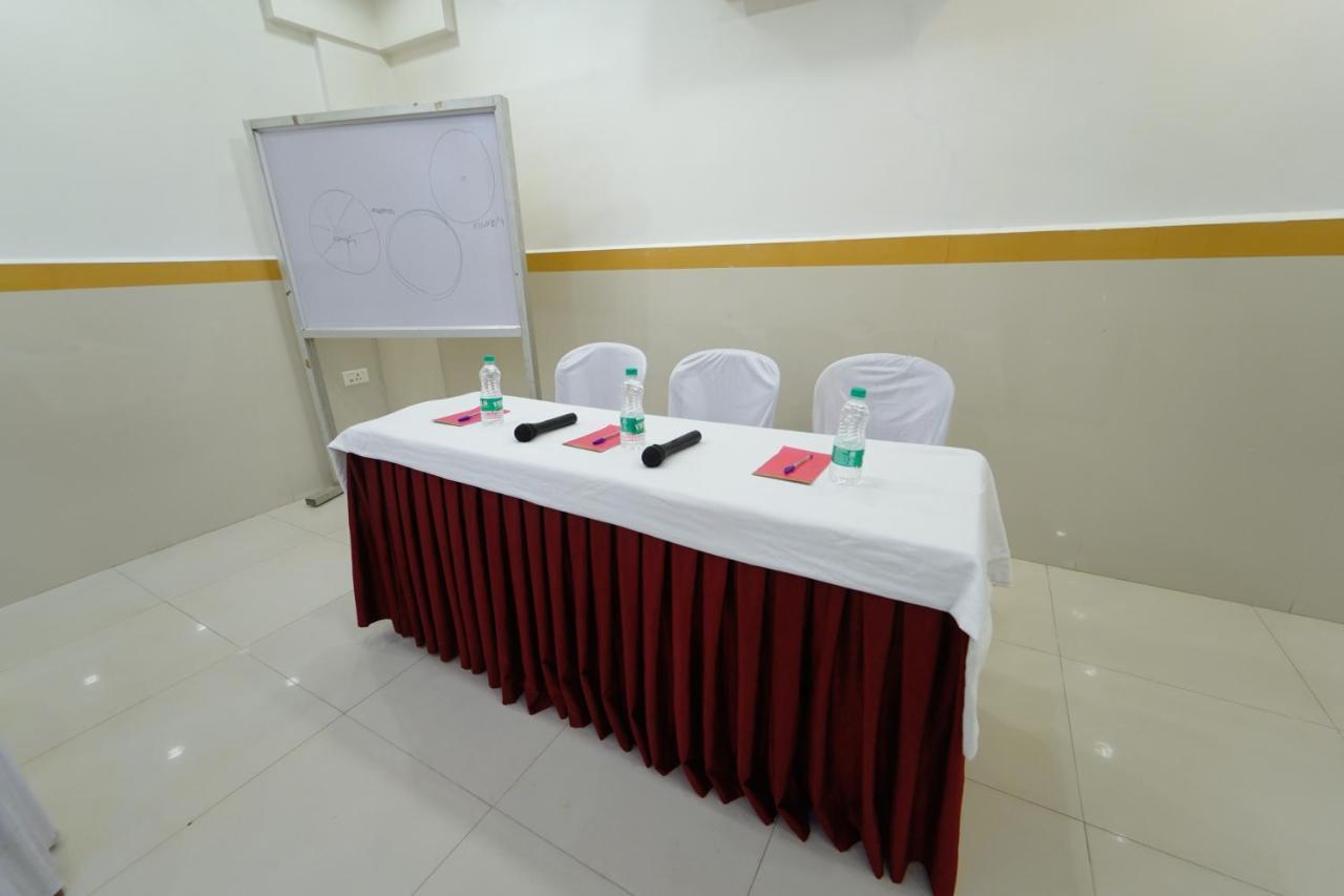 Hotel Palmyra Grand Inn Tirunelveli Exterior photo
