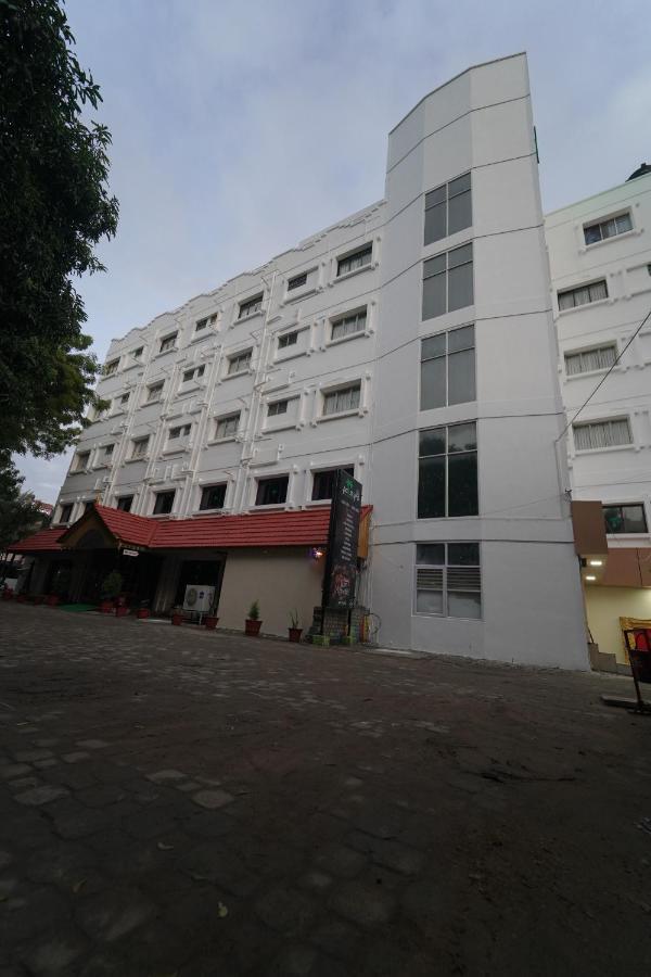 Hotel Palmyra Grand Inn Tirunelveli Exterior photo